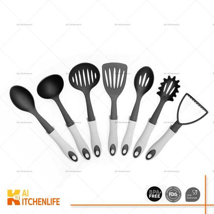 D00096 - Good Grip Nylon Cooking Utensils Set with Rest | Kai Kitchenlife