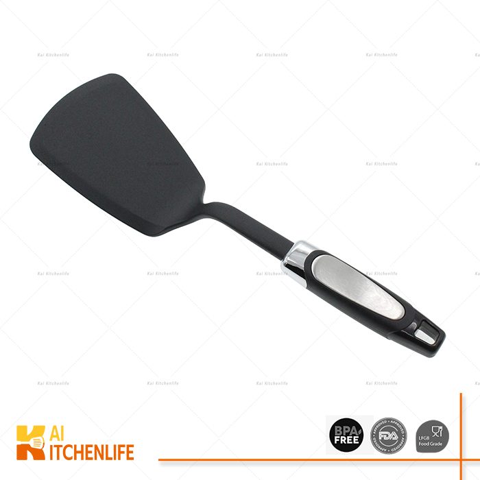 D00147 - Nylon Short Turner | Kai Kitchenlife