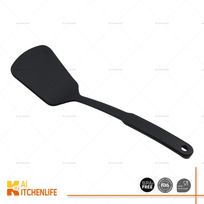 D00201 - Black Nylon Solid Turner Spatula | Kai Kitchenlife